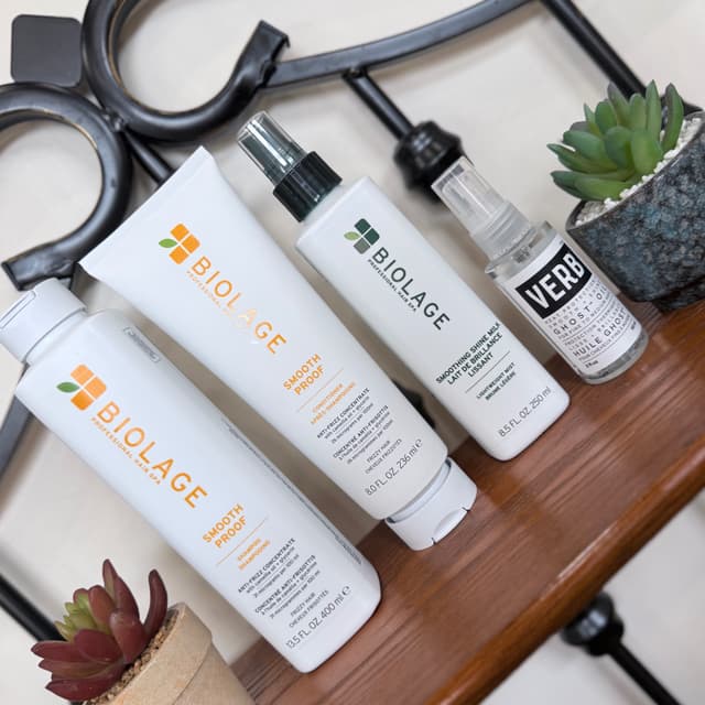 Anti-Frizz Wash N' Leave Routine at Chroma & Curl Beauty Lounge in Lincoln, NE